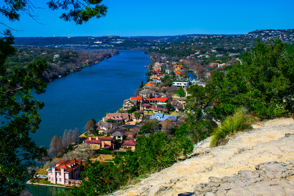 Mount,Bonnell,Iconic,Austin,Texas,Landscape,View,House,Mansion,Community